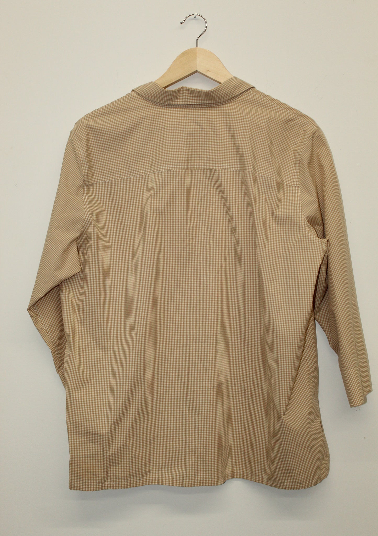 Liz Claiborne Women’s Checkered Button Down